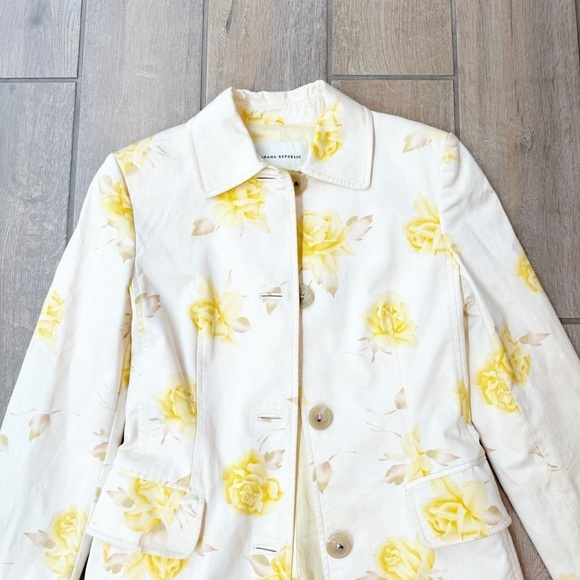 Banana Republic Women's Trench Coat Floral Yellow Button Down Flowers XS - Picture 2 of 9